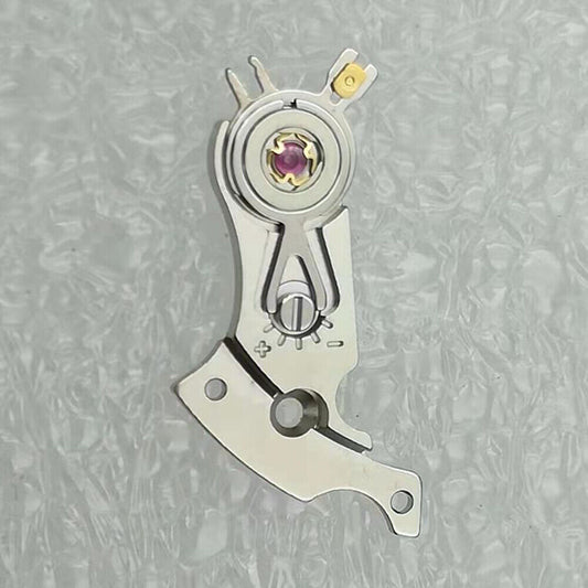 Swiss Complete Balance Wheel with Splint for SW200 SW220 SW240 SW260 watch movements for accurate timekeeping.