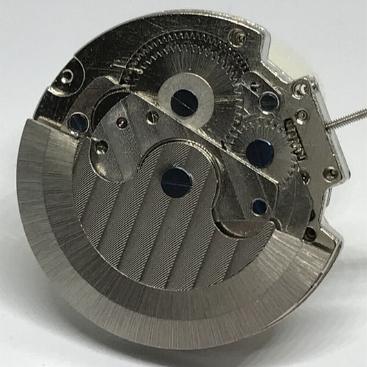 China Made automatic mechanical watch with dual time zone function, perfect for travel and everyday wear.