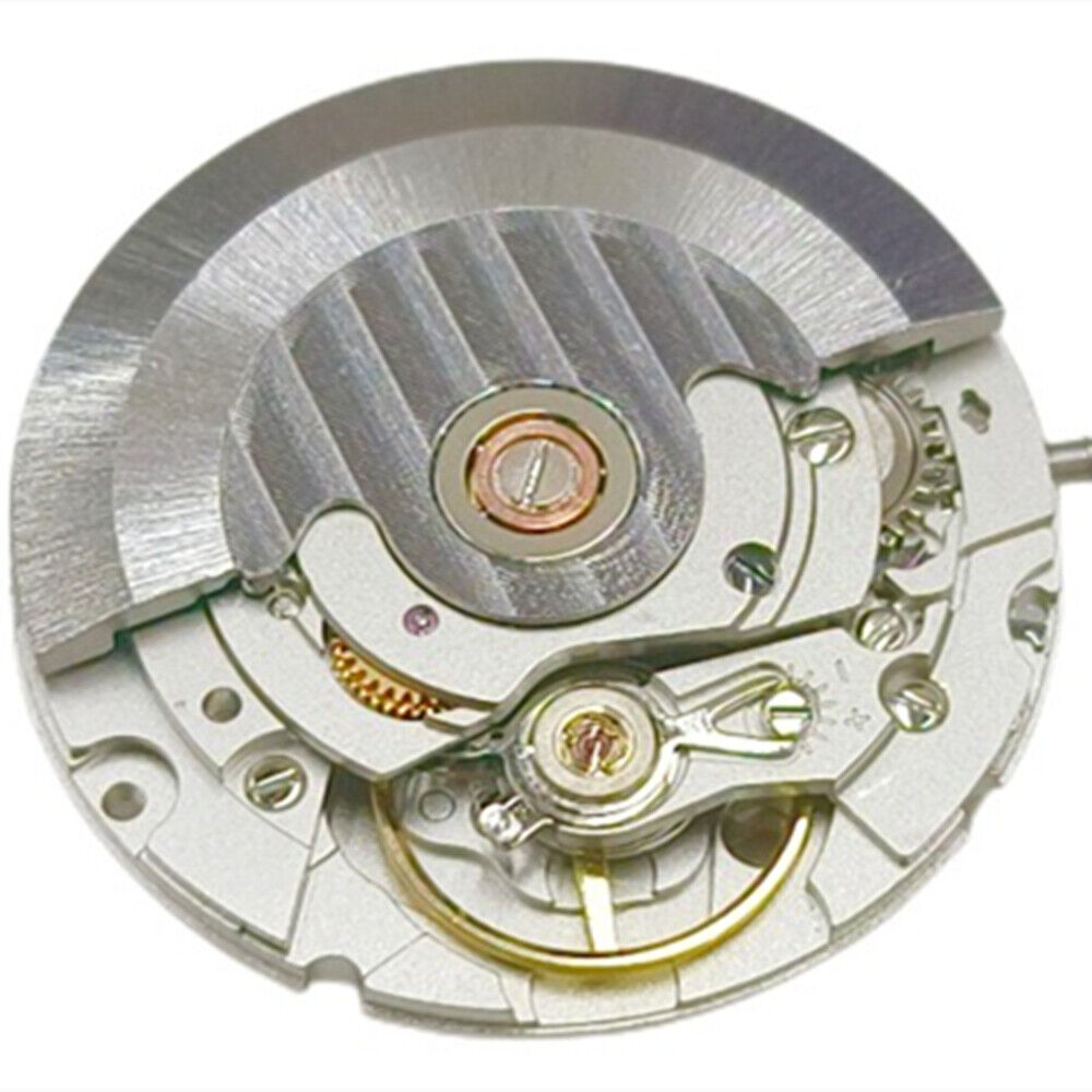 Mouvement mécanique automatique argenté Wuhan Made 2824-2, remplacement de l'<tc>ETA</tc>2824-2
