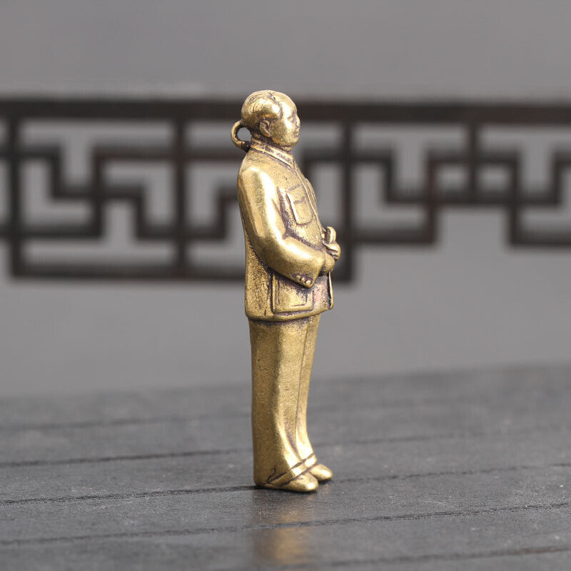 Vintage solid copper Chairman Mao trinket, hand-carved bronze collectible figurine for elegant decor.