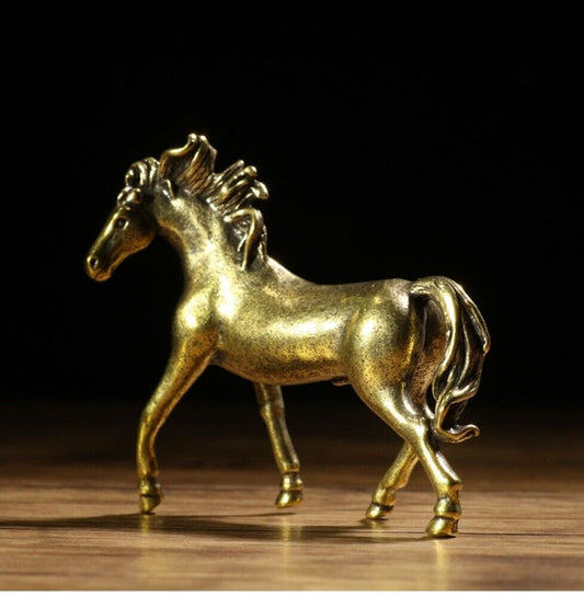Solid copper horse trinket, vintage hand-carved bronze model figurine for decor and collectibles.