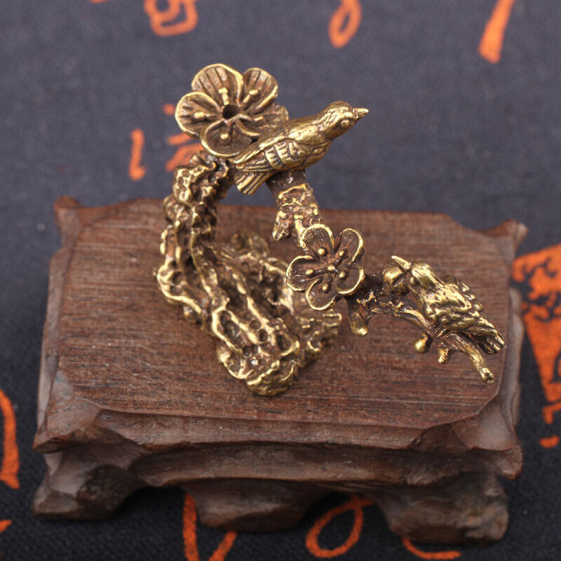 Magpie hand-carved solid copper blooming flower figurine, detailed bronze decor trinket for watch accessories.