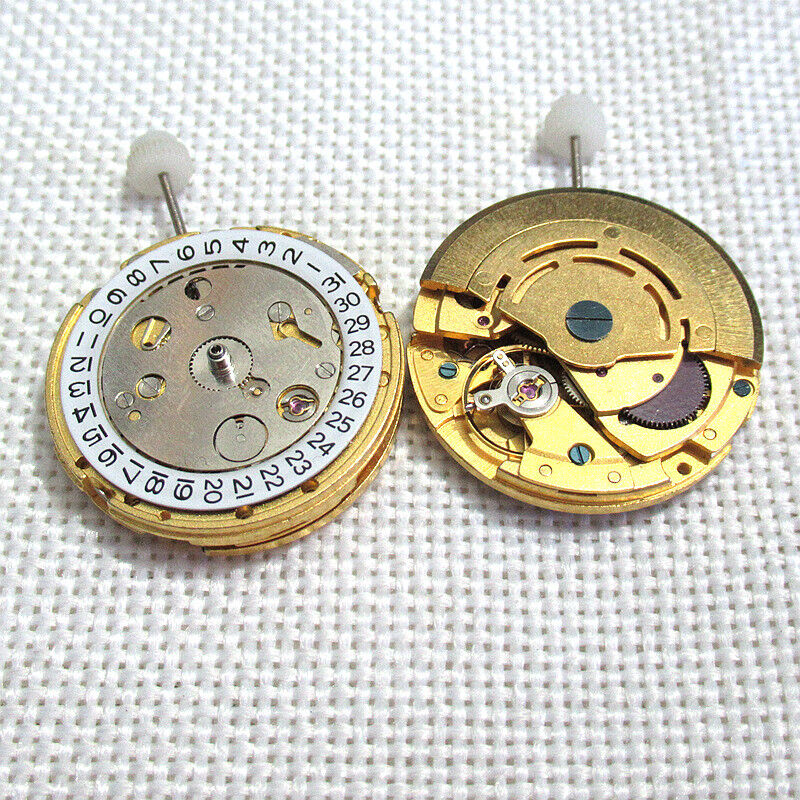 8205 2813 Automatic Mechanical Movement 3 Hands Golden MINGZHU 2813 Date At 3