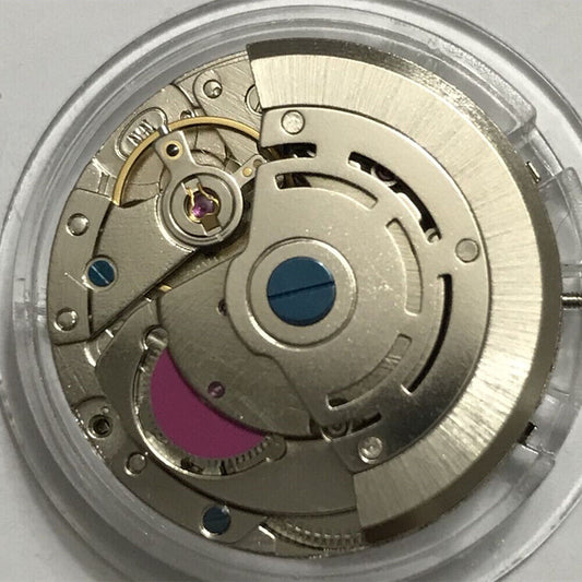 NH Series 8205 automatic watch movement with small second at 6 o?clock, China-made precision mechanism.