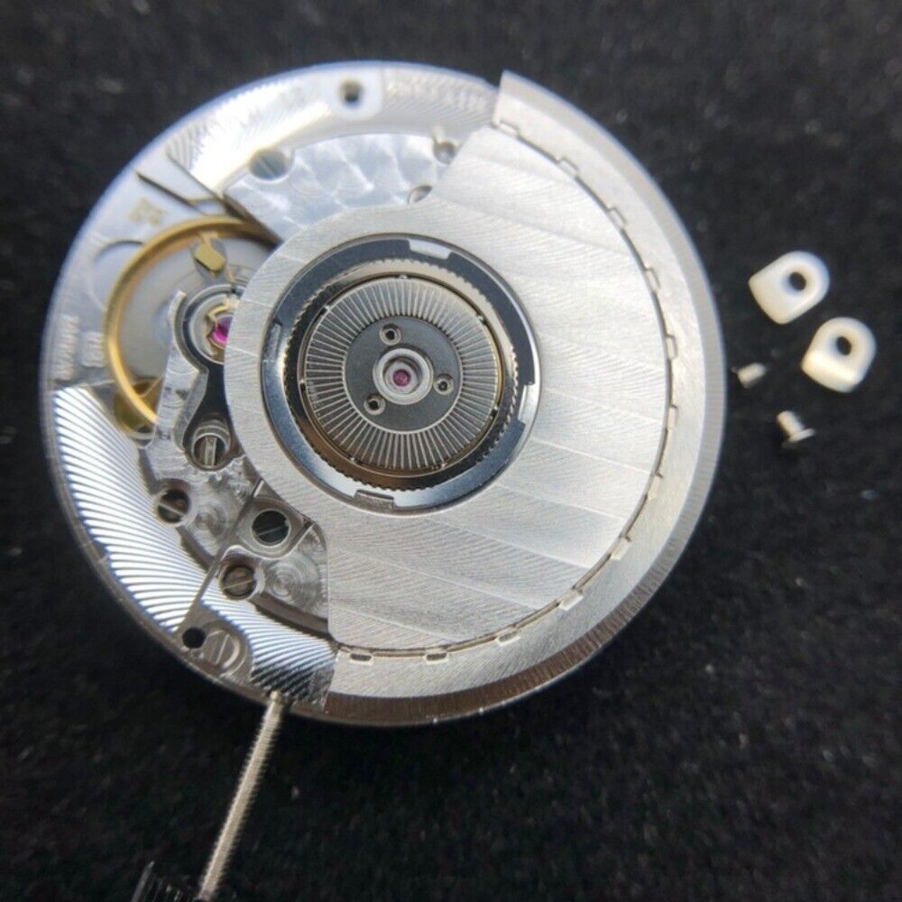 Mouvement mécanique automatique à calendrier unique <tc>ETA</tc>2892A2 V8 d'origine de fabrication suisse