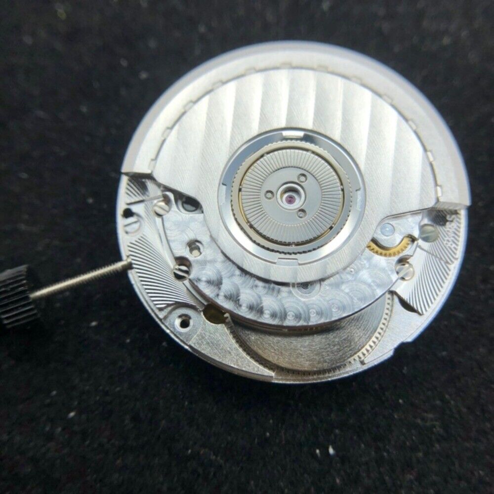 Mouvement mécanique automatique à calendrier unique <tc>ETA</tc>2892A2 V8 d'origine de fabrication suisse