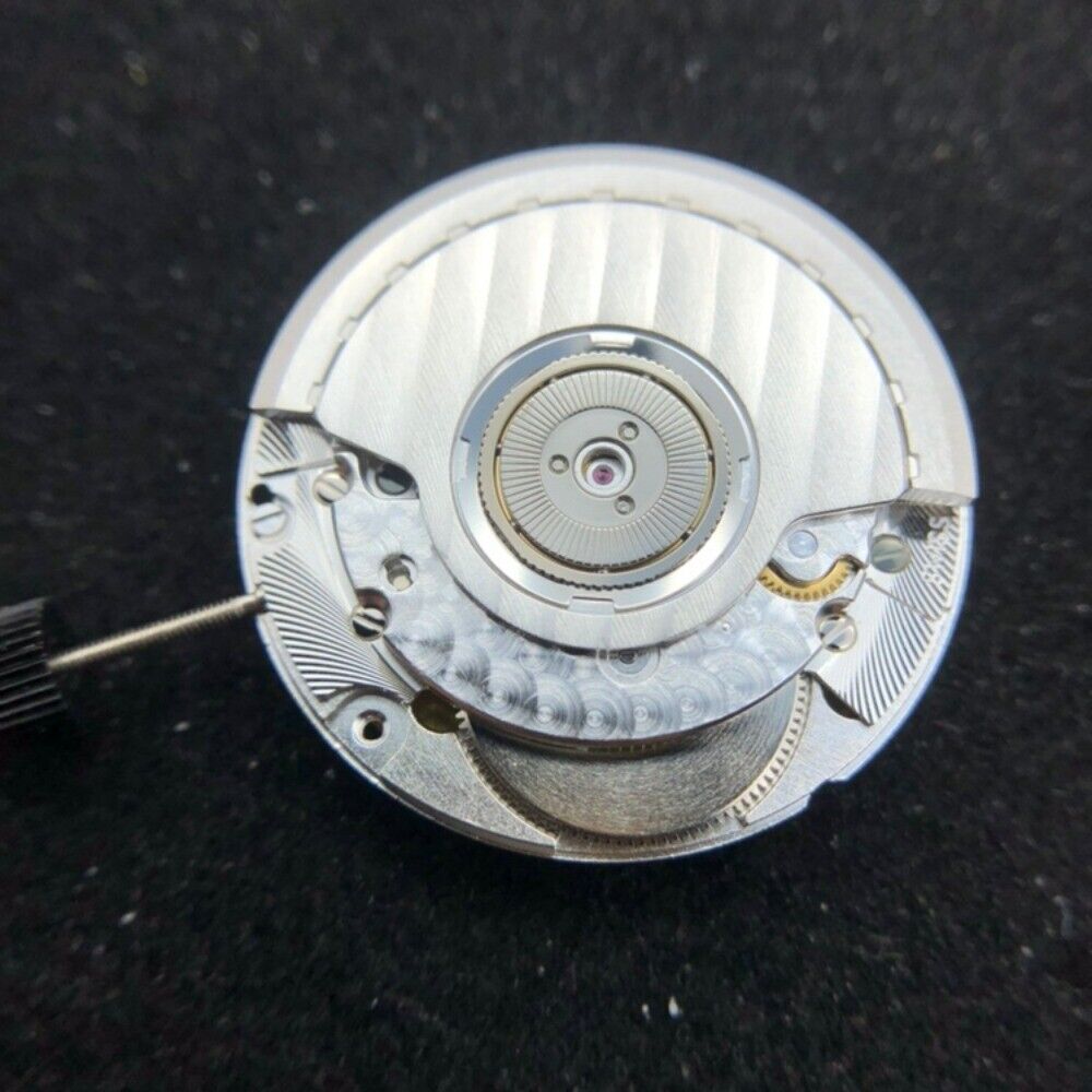 Mouvement mécanique automatique à calendrier unique <tc>ETA</tc>2892A2 V8 d'origine de fabrication suisse