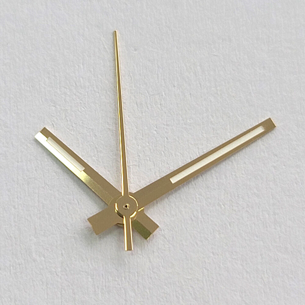 Silver and gold-trimmed green luminous watch hands for NH35/NH36/4R/7S movements, perfect for accurate time reading.