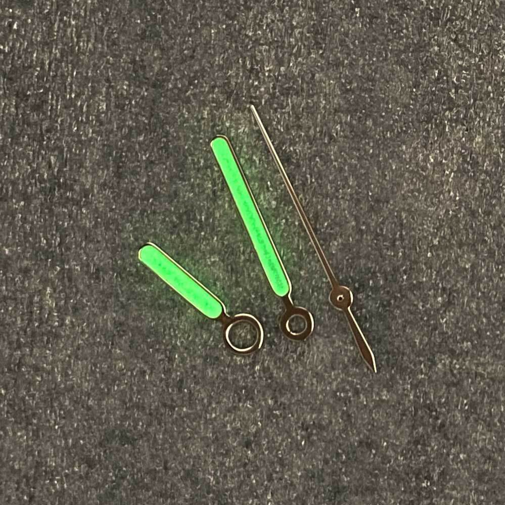 Vintage green luminous watch hands with silver trim, compatible with NH35/NH36 movement, designed for precise timekeeping.