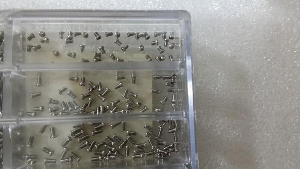 10 Größen Edelstahl Uhrenschrauben Brillen Sonnenbrille Elektronik Uhr Reparatur
