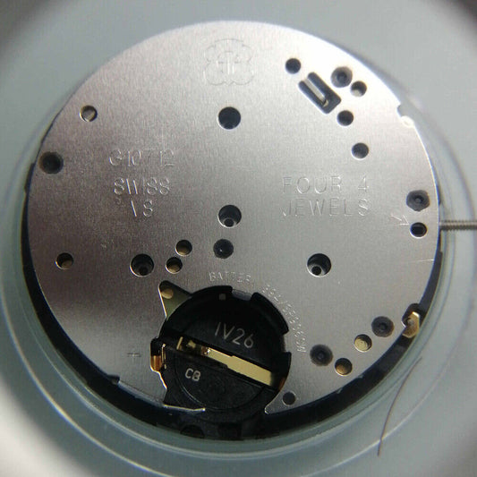 ETA G10.712 Swiss Made quartz watch movement with 3 hands and date function, precision craftsmanship.