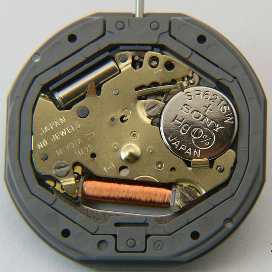 Miyota 1M02 Japan quartz movement watch with 3 hands, date display at 3 o'clock, ideal for precise timekeeping.