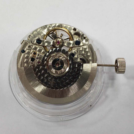 Seagull Tianjin ST2505 mechanical watch movement showing power and date display, precision craftsmanship.