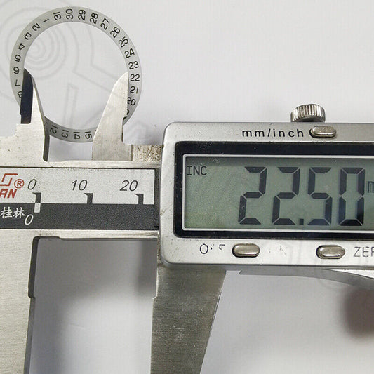 Date disk wheel showing 28.5mm size for watch movement, date displayed at 3 o'clock position, generic brand.