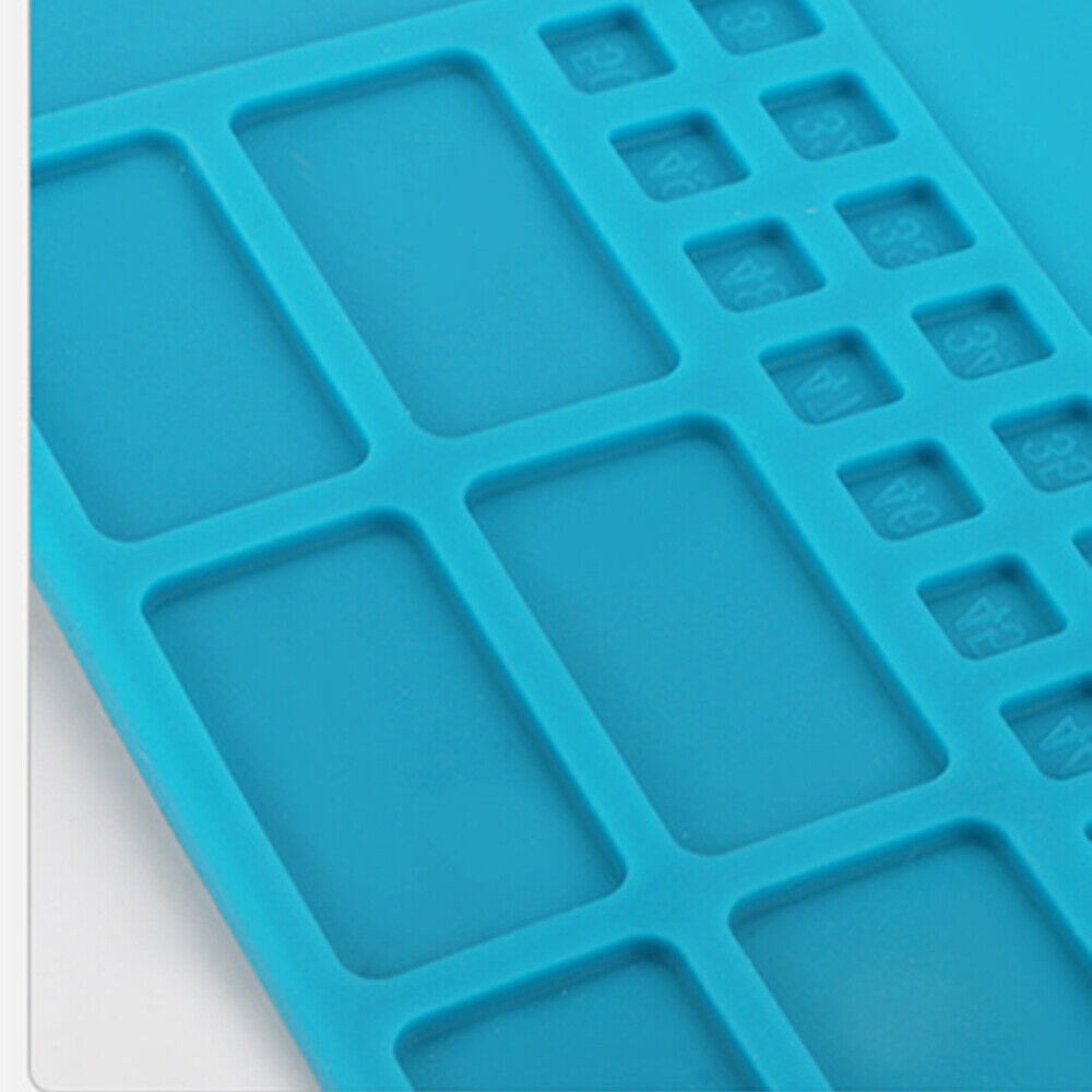 TE504 silicone insulation pad 35x25.5cm, heat-resistant and anti-corrosive for watch repair tasks.