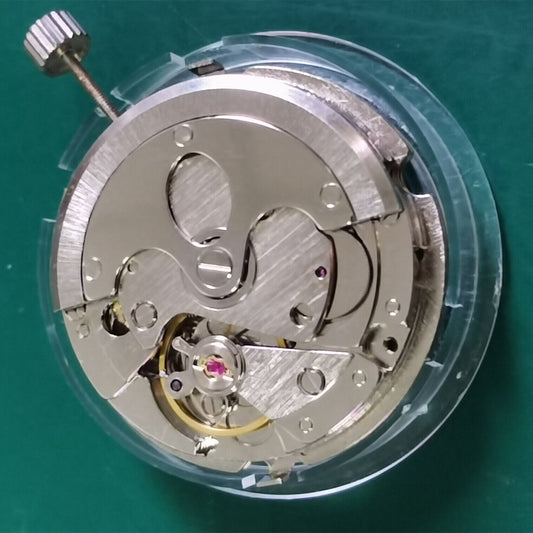1. NEW VERSION ST16 Seagull automatic watch movement, robust China-made mechanical design for precision timekeeping.