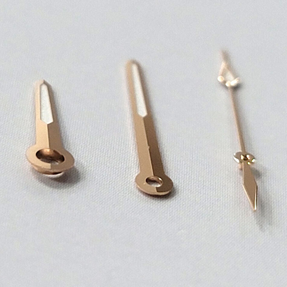 Green luminous rose gold watch hands set by B10, compatible with NH35A/NH36A/4R36 movements for precise timekeeping.