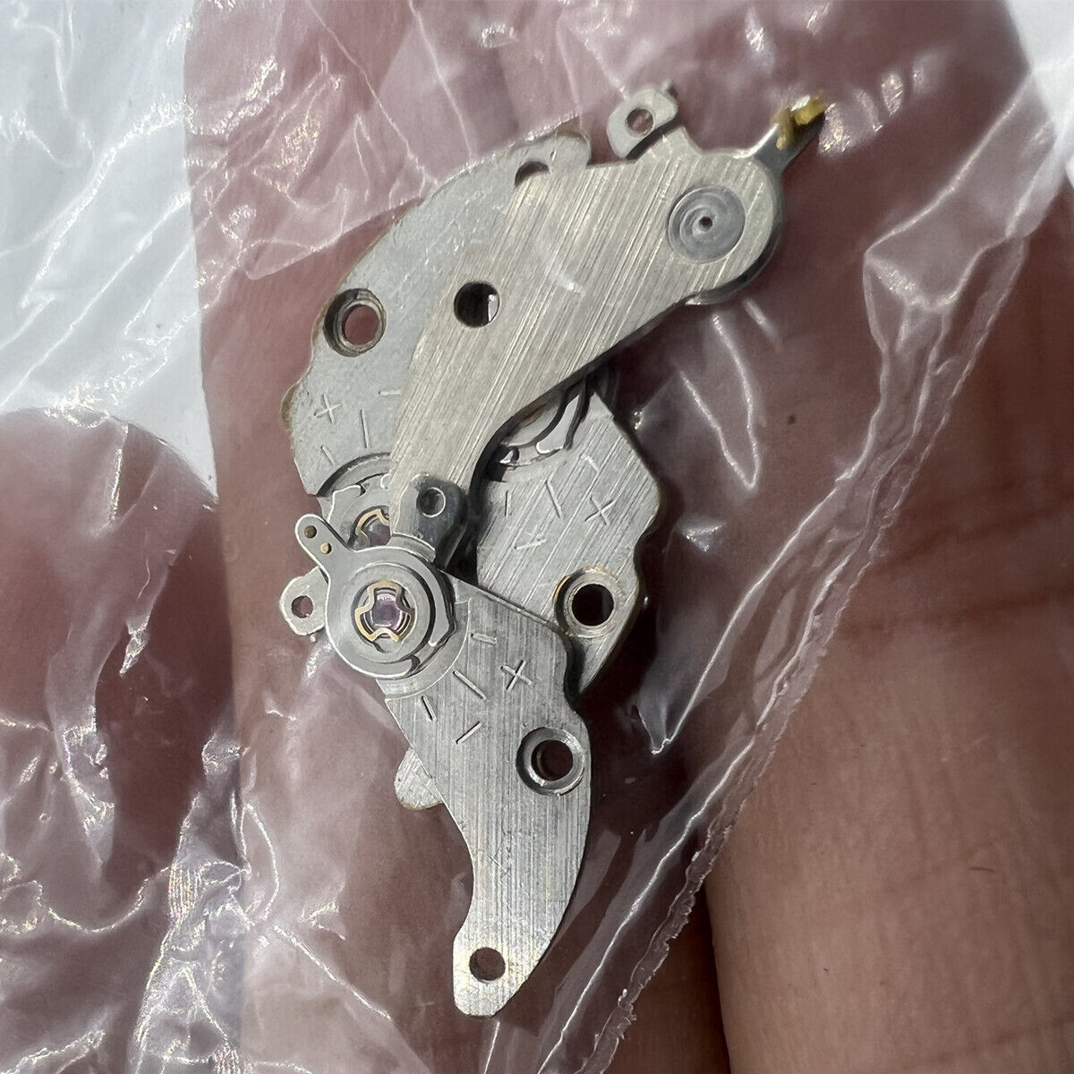 Pièce de montre, attelle de balancier de montre, compatible avec le mouvement 7009#8668-2