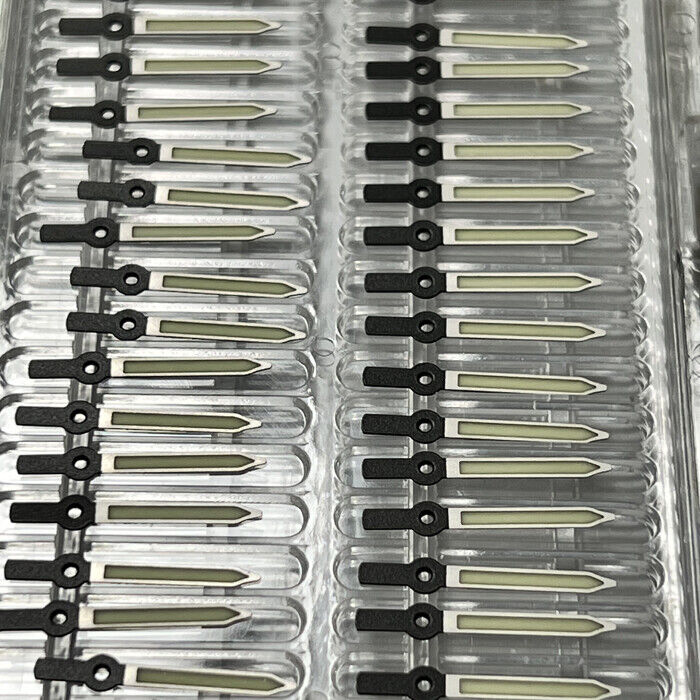 Arrow-shaped C3 super green luminous watch hands, designed for SKX/SBBN NH35 NH36 movements.