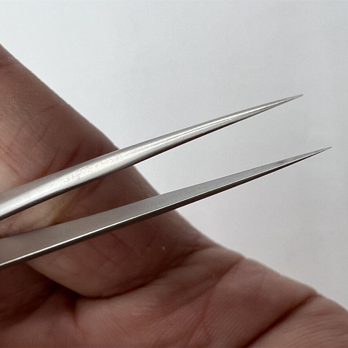 Bergeon 7026-SS Antimagnetic Tweezer Narrow and Fine Points