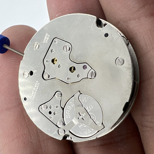 Ronda 4210B Swiss quartz watch movement with precision Swiss parts for reliable timekeeping.