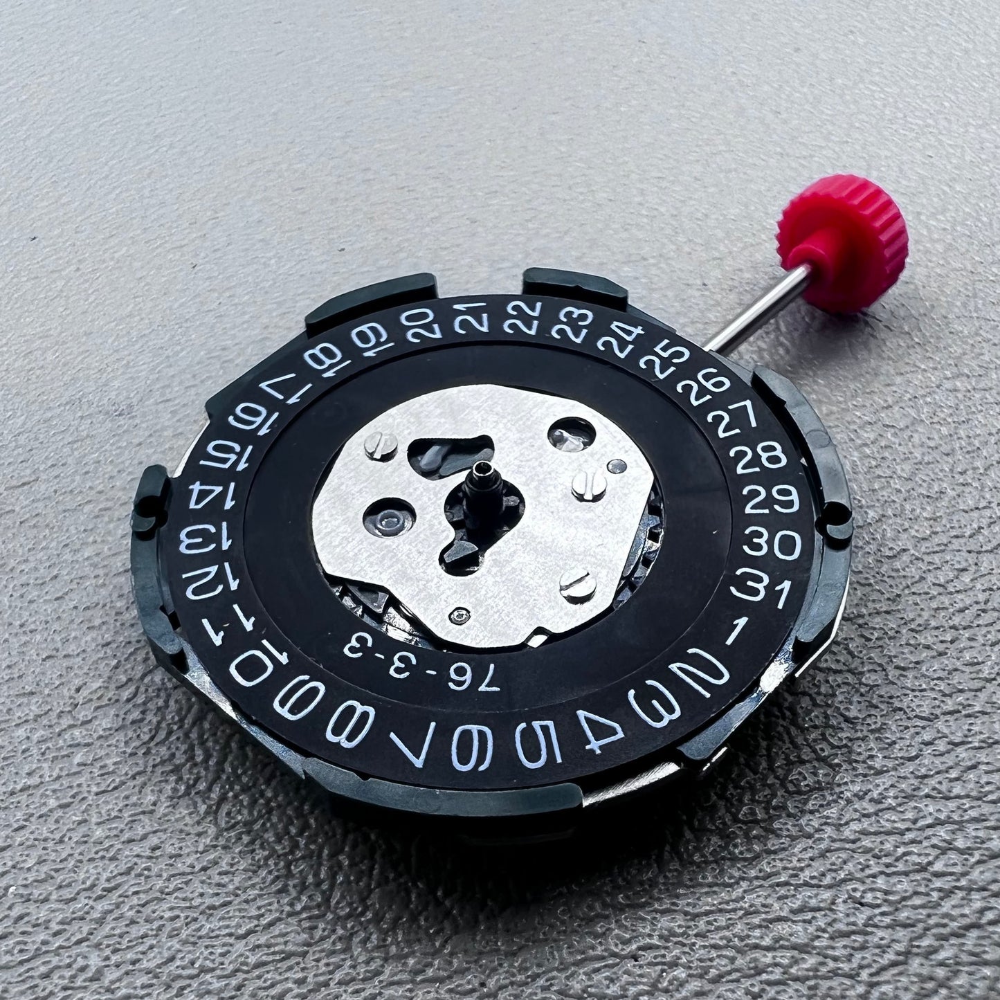 Japan Miyota 2115 Quartz Movement 3 Hands Black Disk