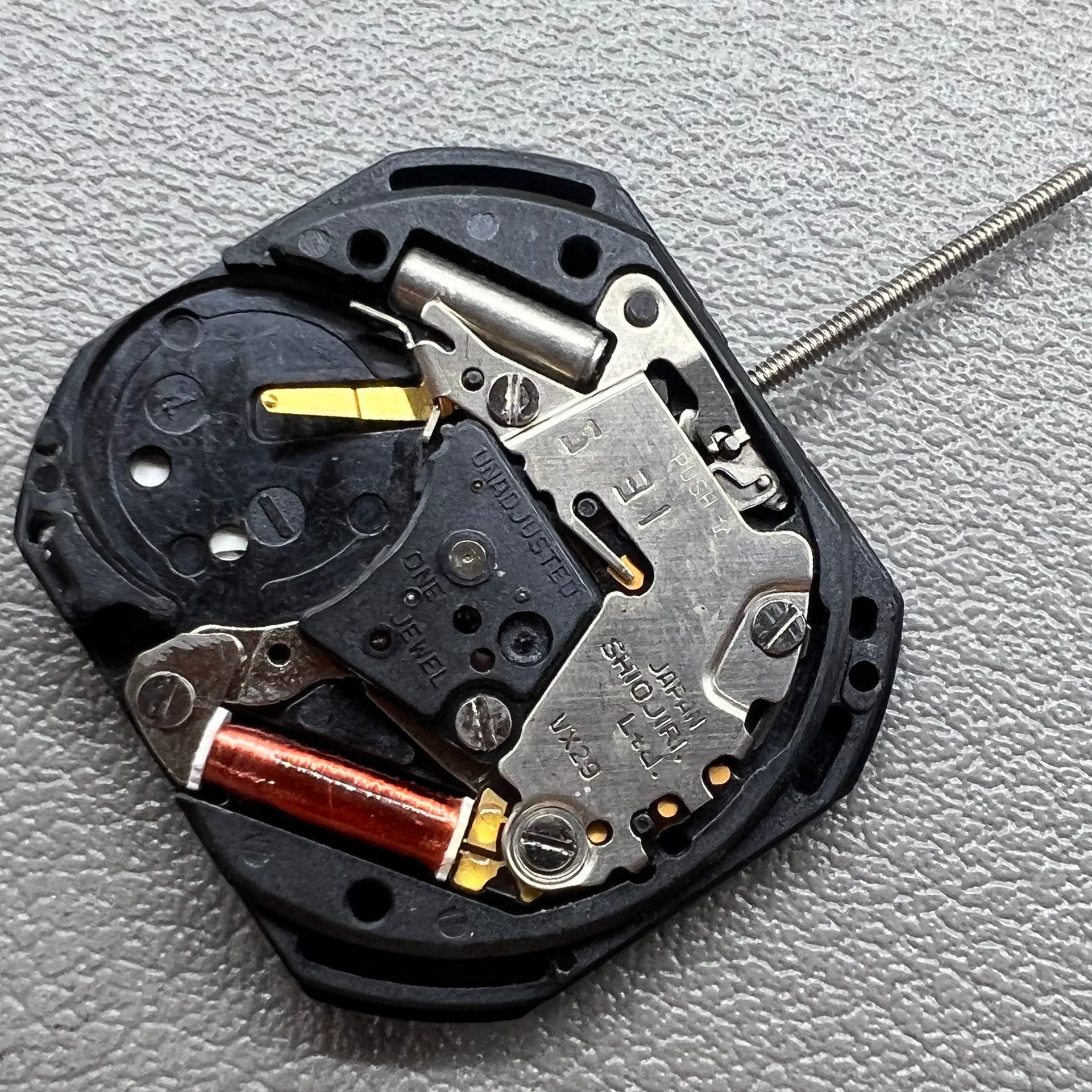 Japan Hattori VX29 quartz watch movement with 2 hands for precise timekeeping in accessories.