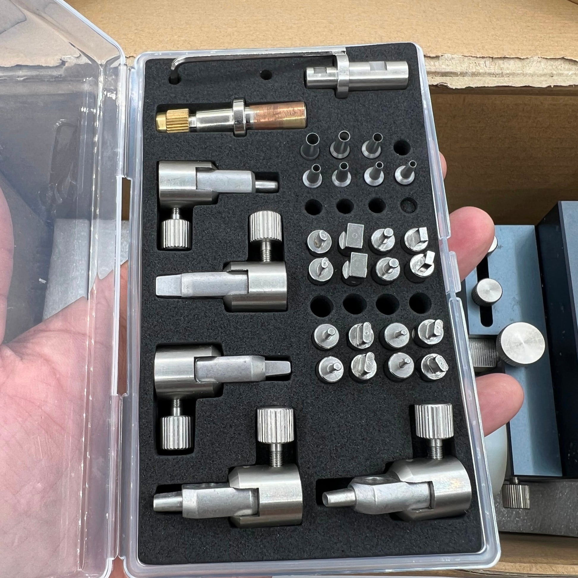 Watch Strap Hole Punch set, multi-shape punches for precise strap adjustments and repairs.