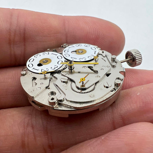 Seagull ST2525 automatic mechanical movement with big date at 12, precision watch accessory.