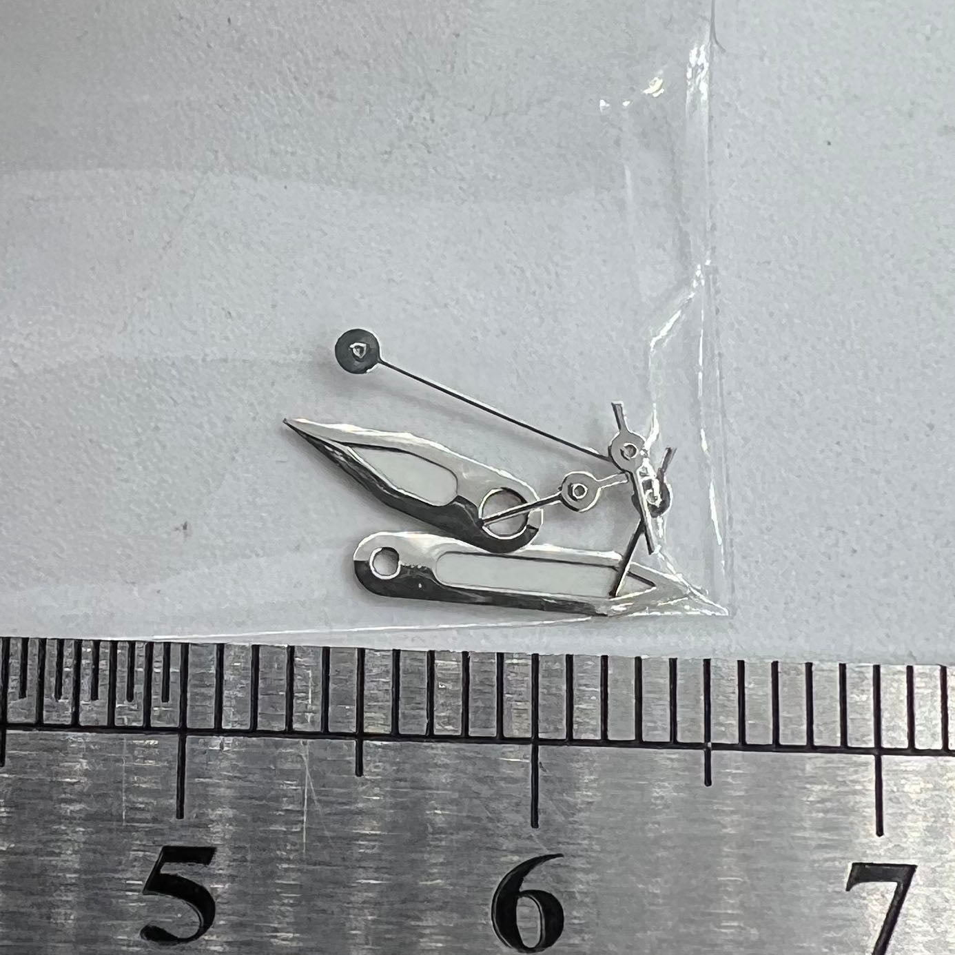 Aiguilles de montre lumineuses vertes avec garniture argentée 10 x 10 x 8 mm pour mouvement Miyota FS00