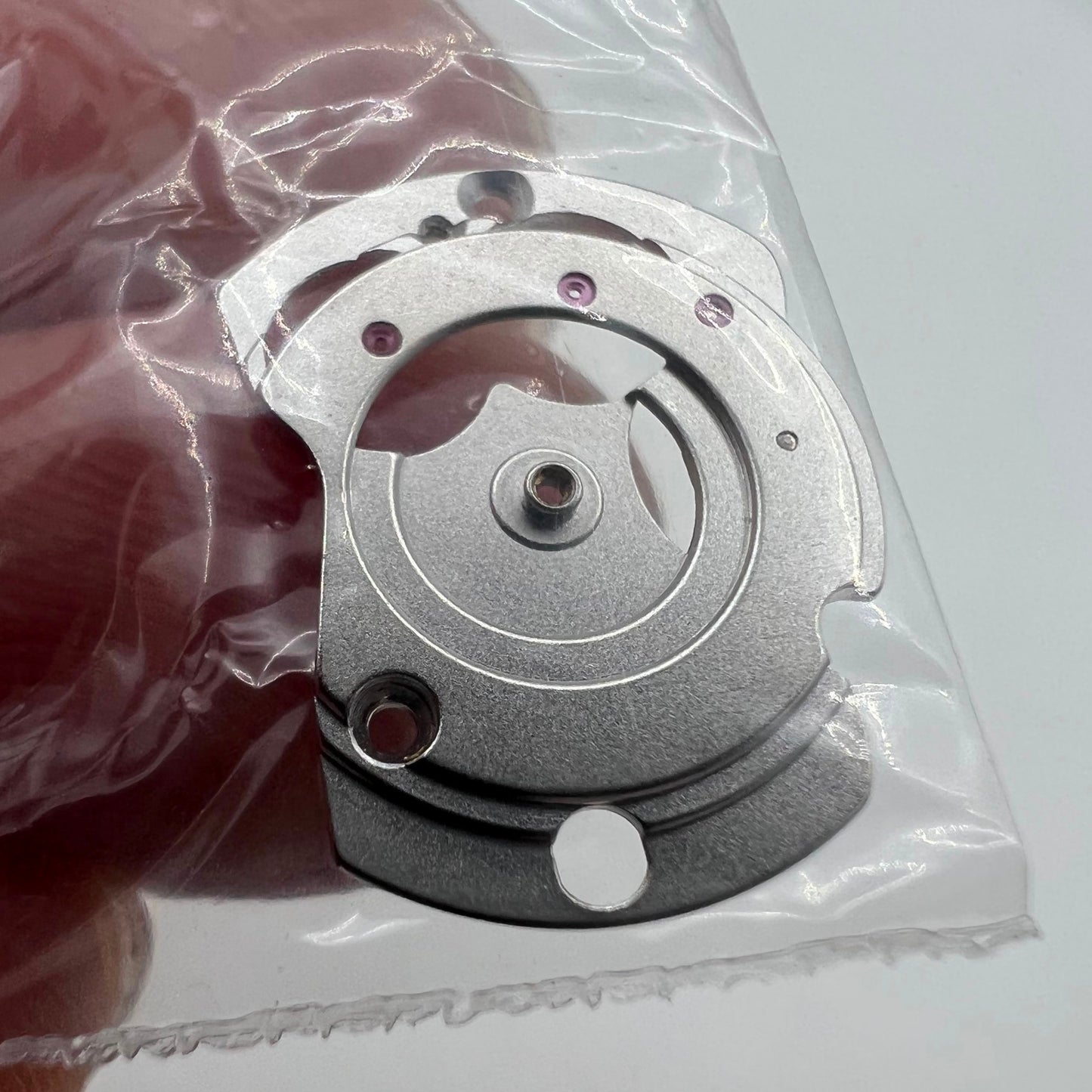 Automatic Device Bridge Splint for ETA 2824 2834 2836 watch movements. Durable and precise fit.