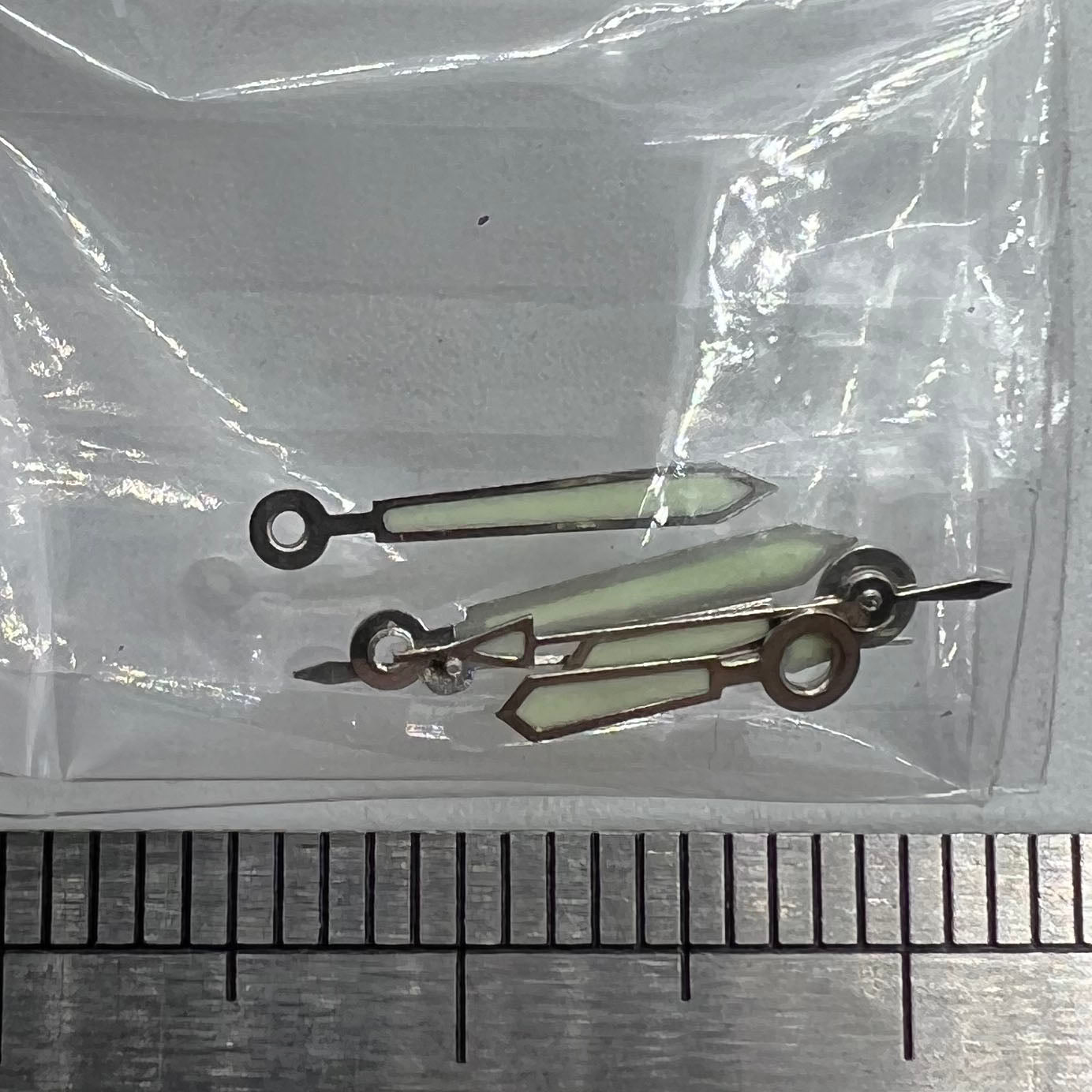 Luminous watch hands set for Miyota 2115, lengths 12mm/11mm/8mm, ideal for repair.