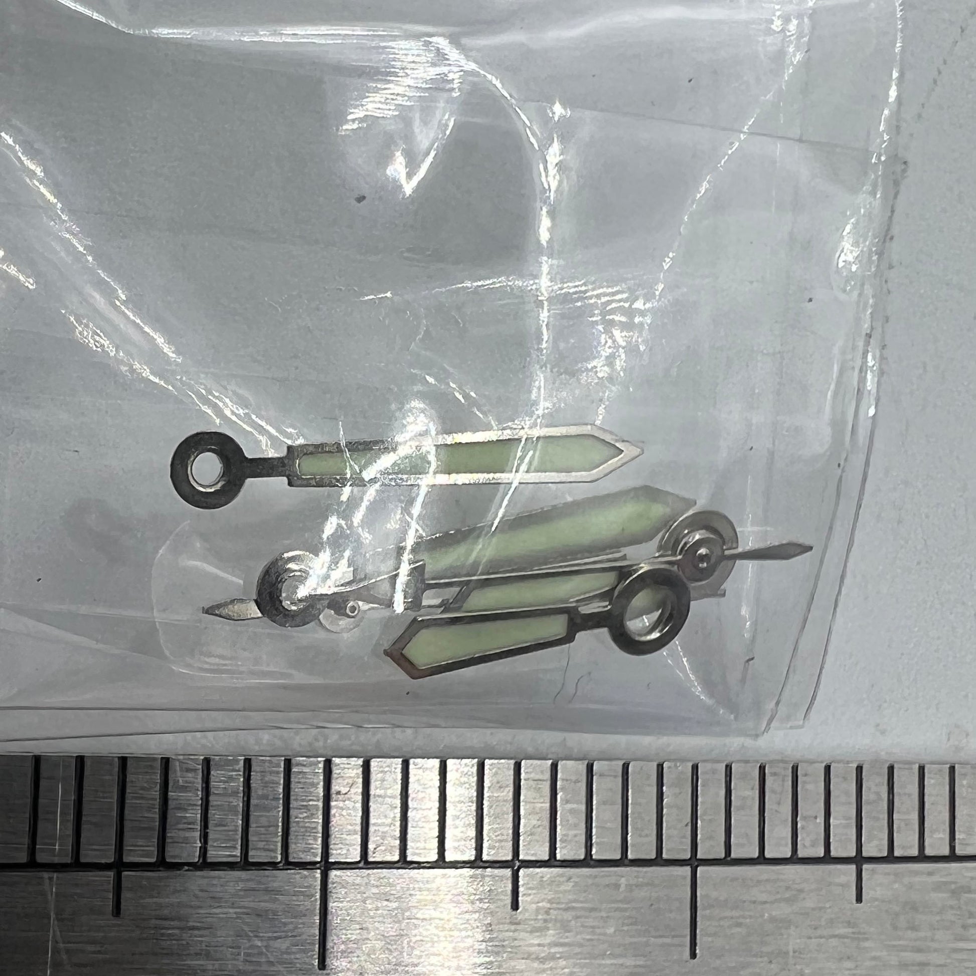 Luminous watch hands set for Miyota 2115 movement, 12mm/11mm/8mm lengths, perfect for repairs.