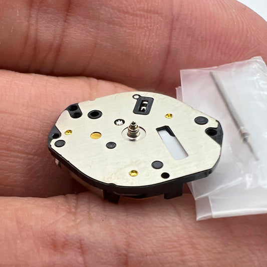 Set of 5 Japan-made Hattori Epson TMI AL35 AL35E quartz watch movements for precise timekeeping.