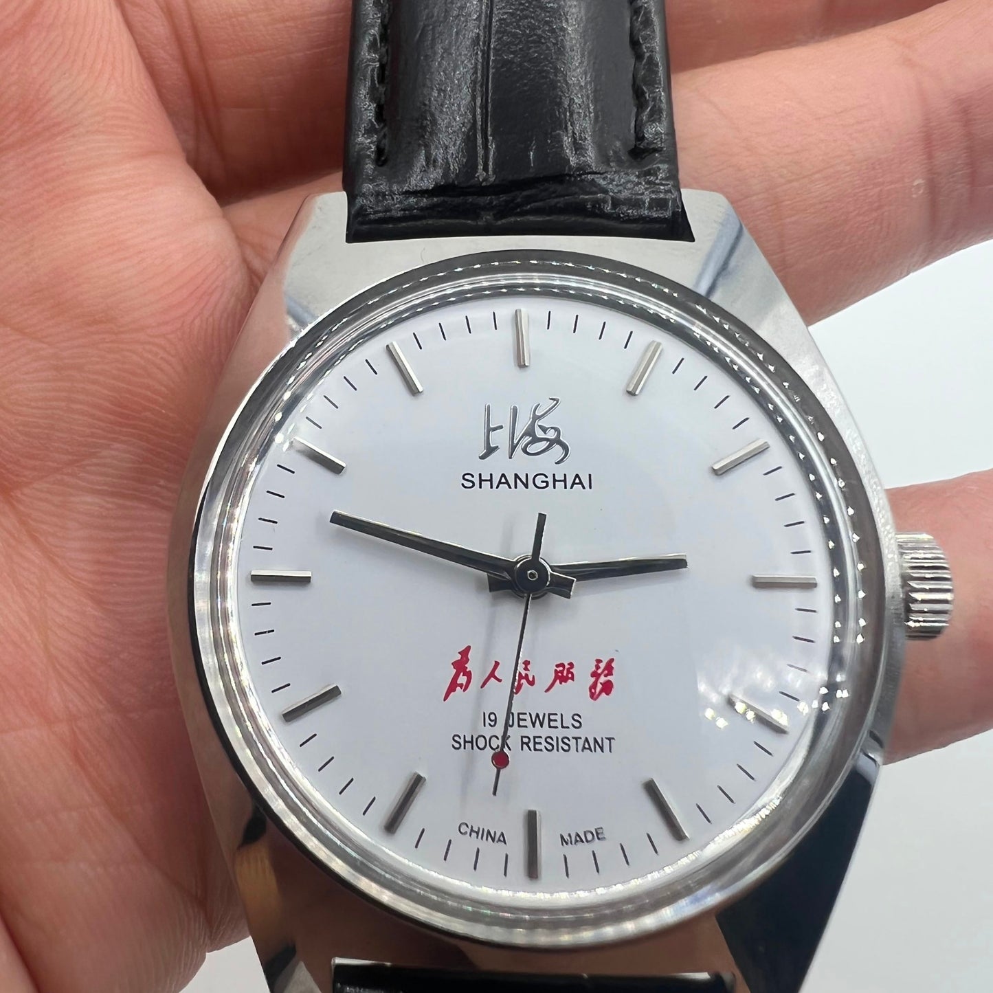 37mm Shanghai Factory 7120 men's manual mechanical watch with shock-resistant feature and classic design.