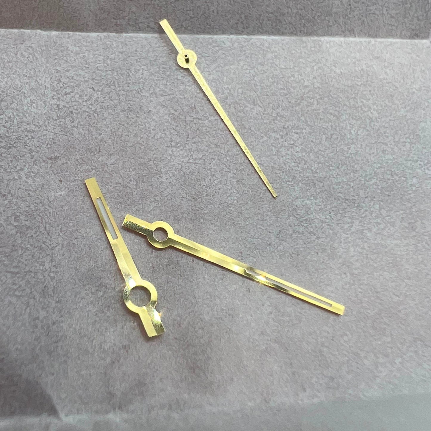 Luminous hour, minute, and second hands for 3135 watch movement, ideal for night visibility and precision.