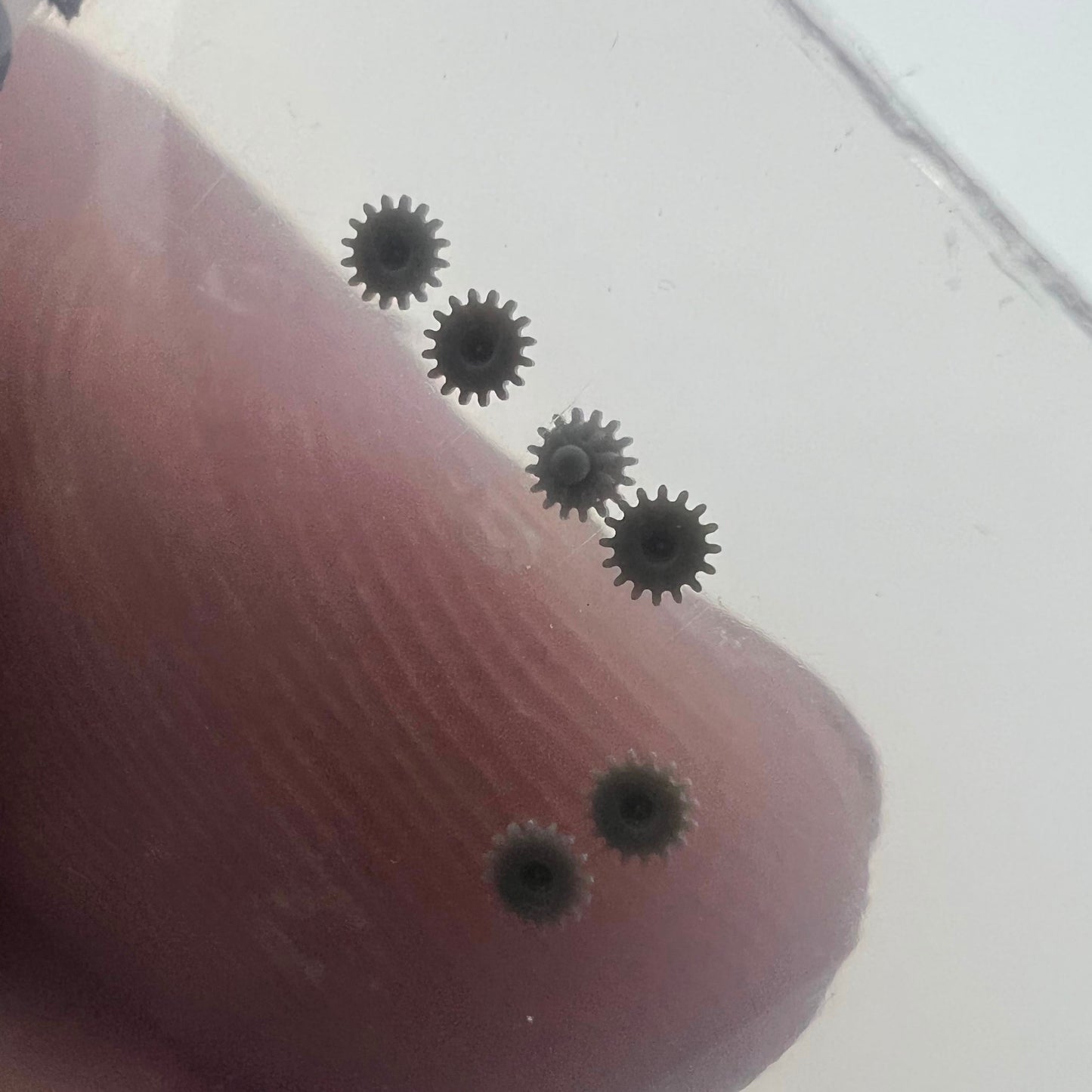 Intermediate date wheel spare part for NH05 NH06 movement, precision watch accessory.