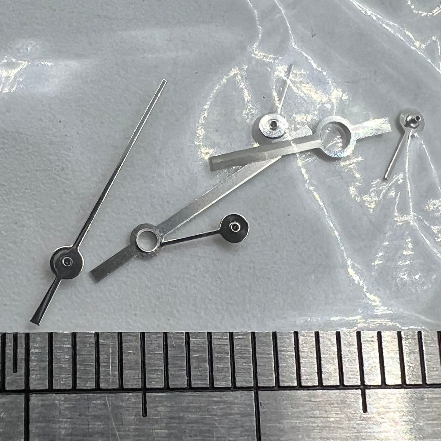 Silver watch hands compatible with Ronda 5030.D quartz movement, precise timekeeping parts by P1-H5-NO18.