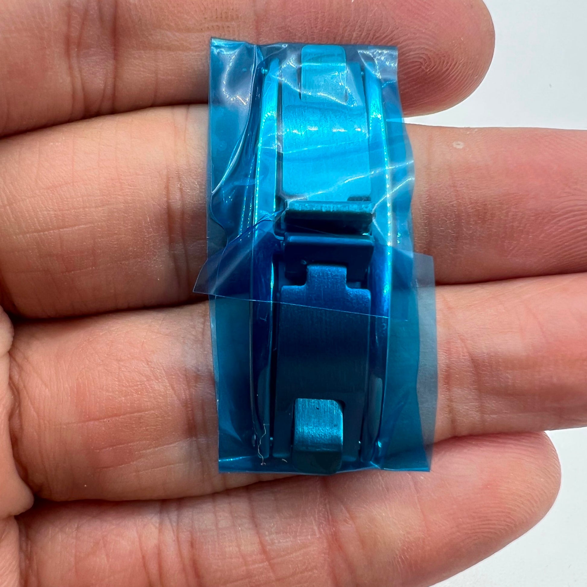 1. Stainless steel J12 ceramic butterfly buckle clasp for watch accessories.