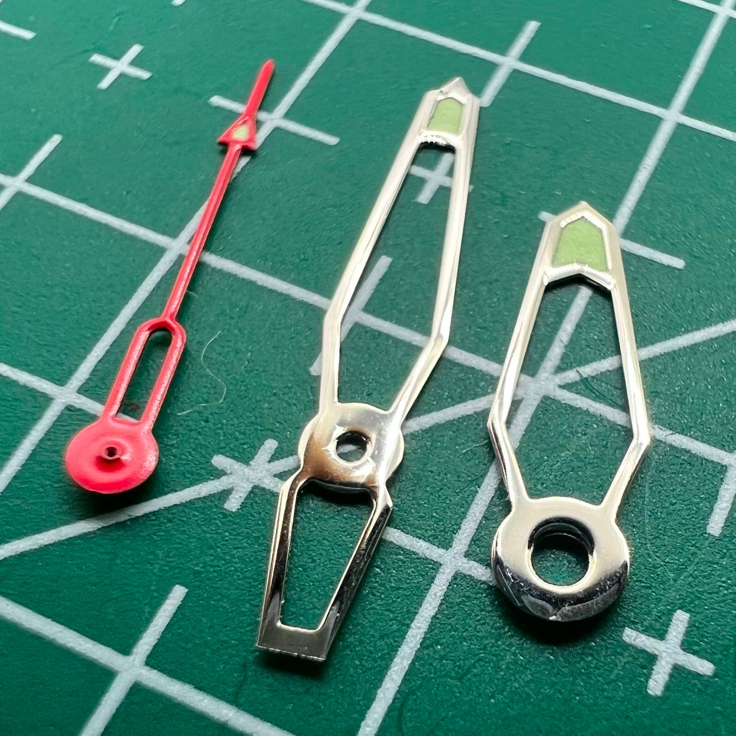 Hollow green luminous watch hands set compatible with Miyota 2035 2115 2105 2305 movements, brand-quality upgrade.