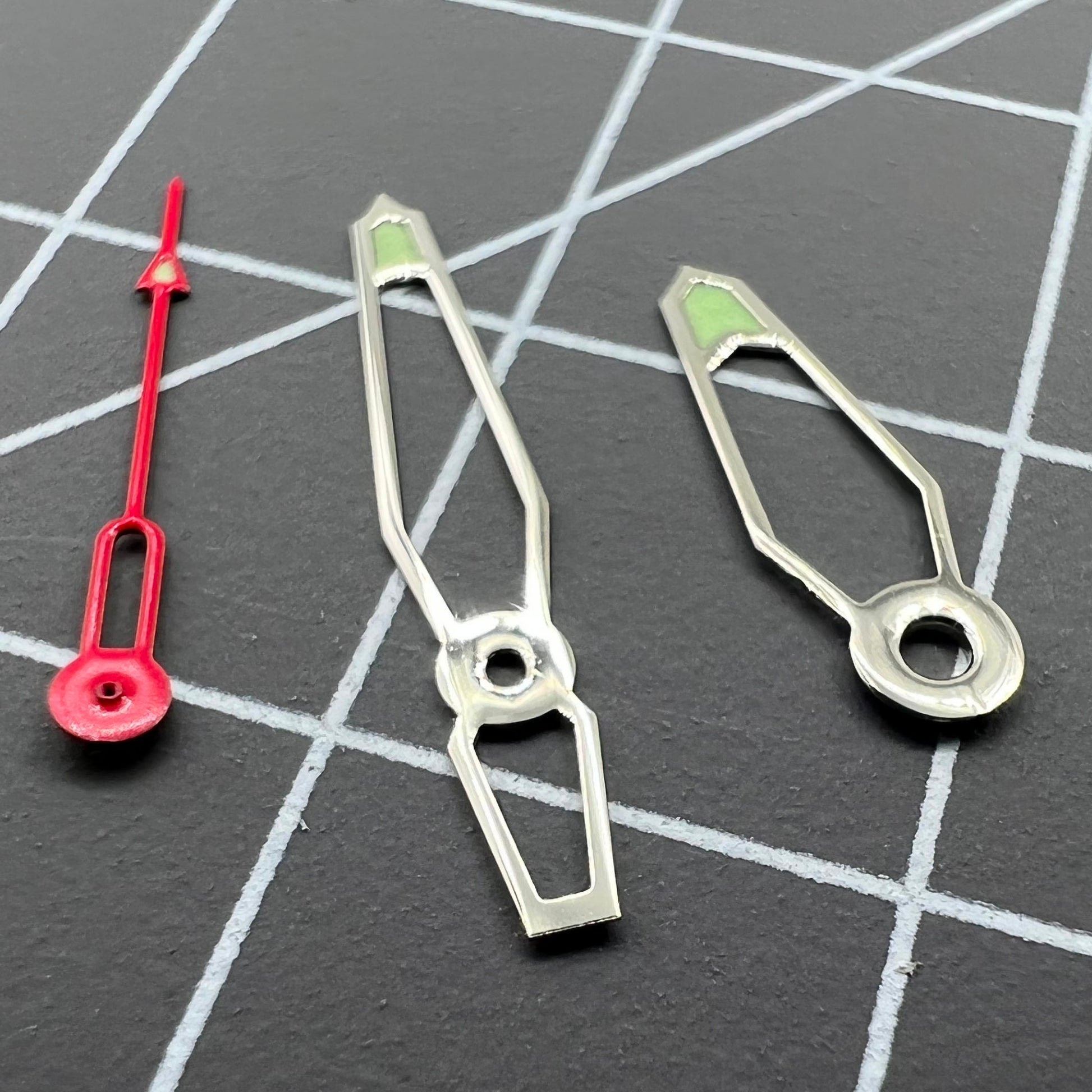 Hollow green luminous watch hands set, compatible with Miyota 2035, 2115, 2105, 2305 movements for precise timekeeping.