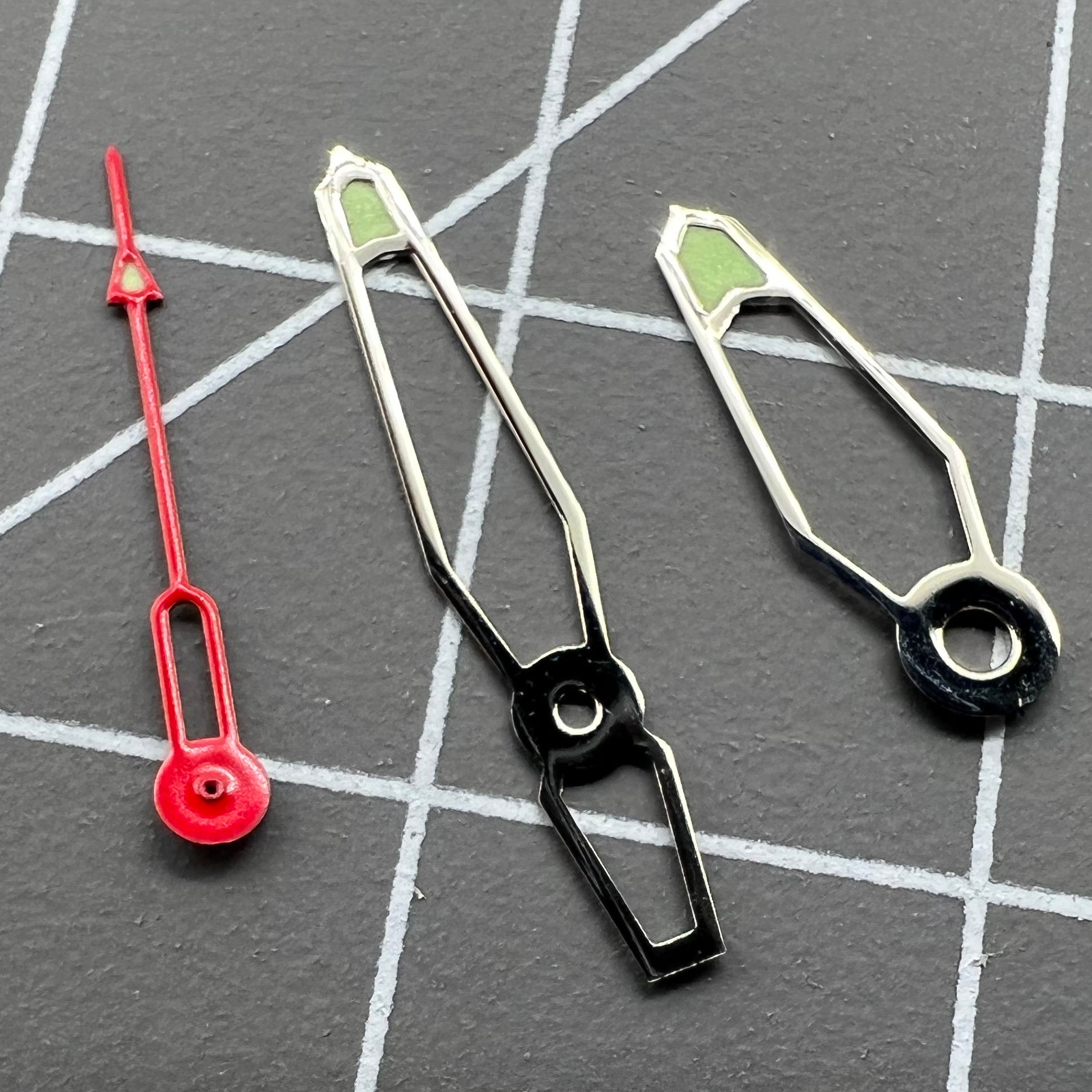 Hollow green luminous watch hands set, compatible with Miyota 2035, 2115, 2105, 2305 movements for precise timekeeping.