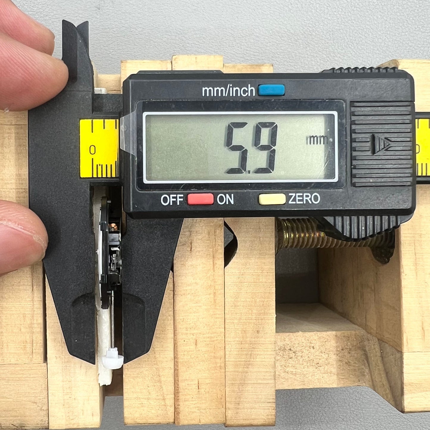 3 PIECES SL30 Quartz Movement Big Size Up&Down Date Day