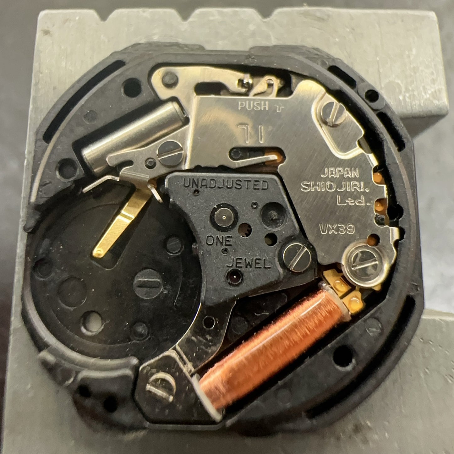 Japan Made Epson VX39 Quartz Movement 3 Hands Single Calendar Watch Repair Part