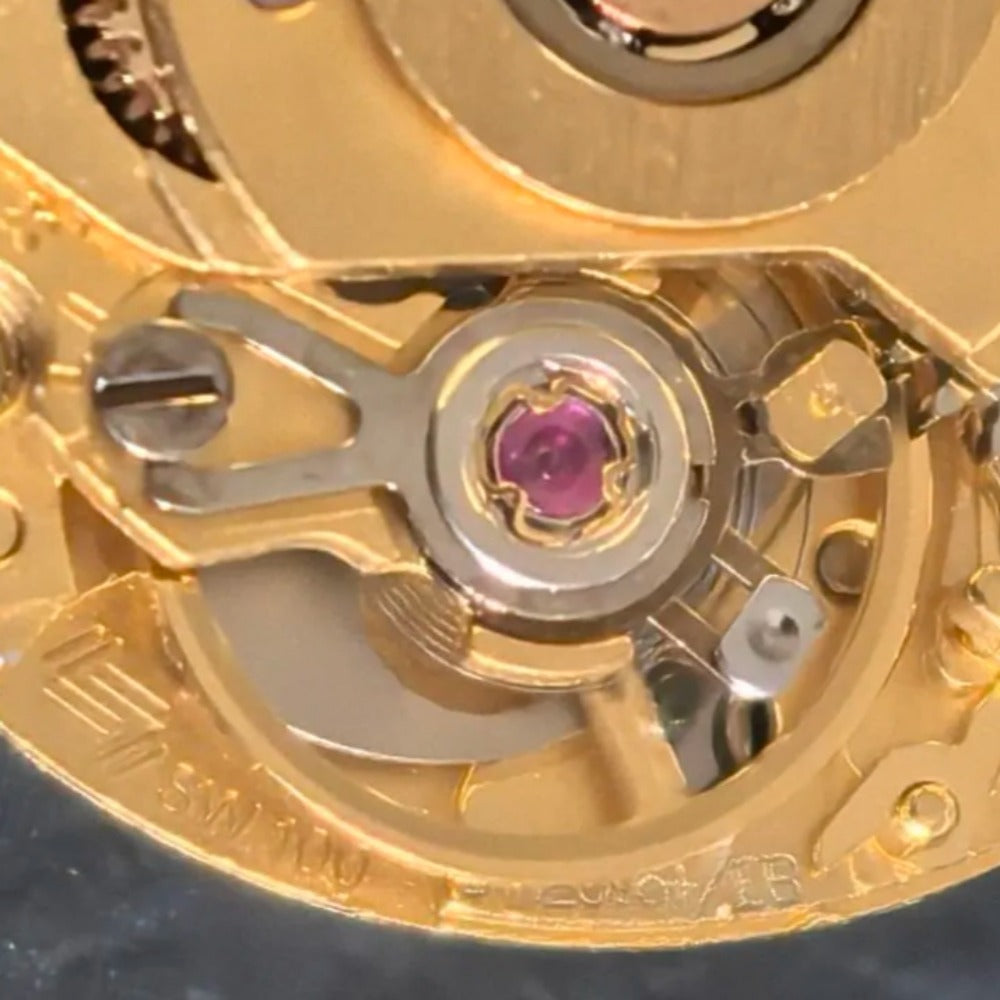 Swiss Made SW100 mechanical watch repair part showcasing precision and durability for watch accessories.