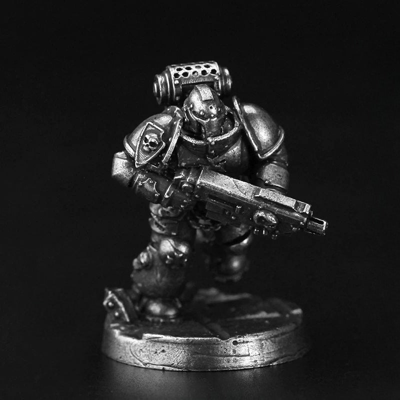 Power Armor Skull Shoulder Copper Figurine White Bronze Sci-Fi Wargame 330-7