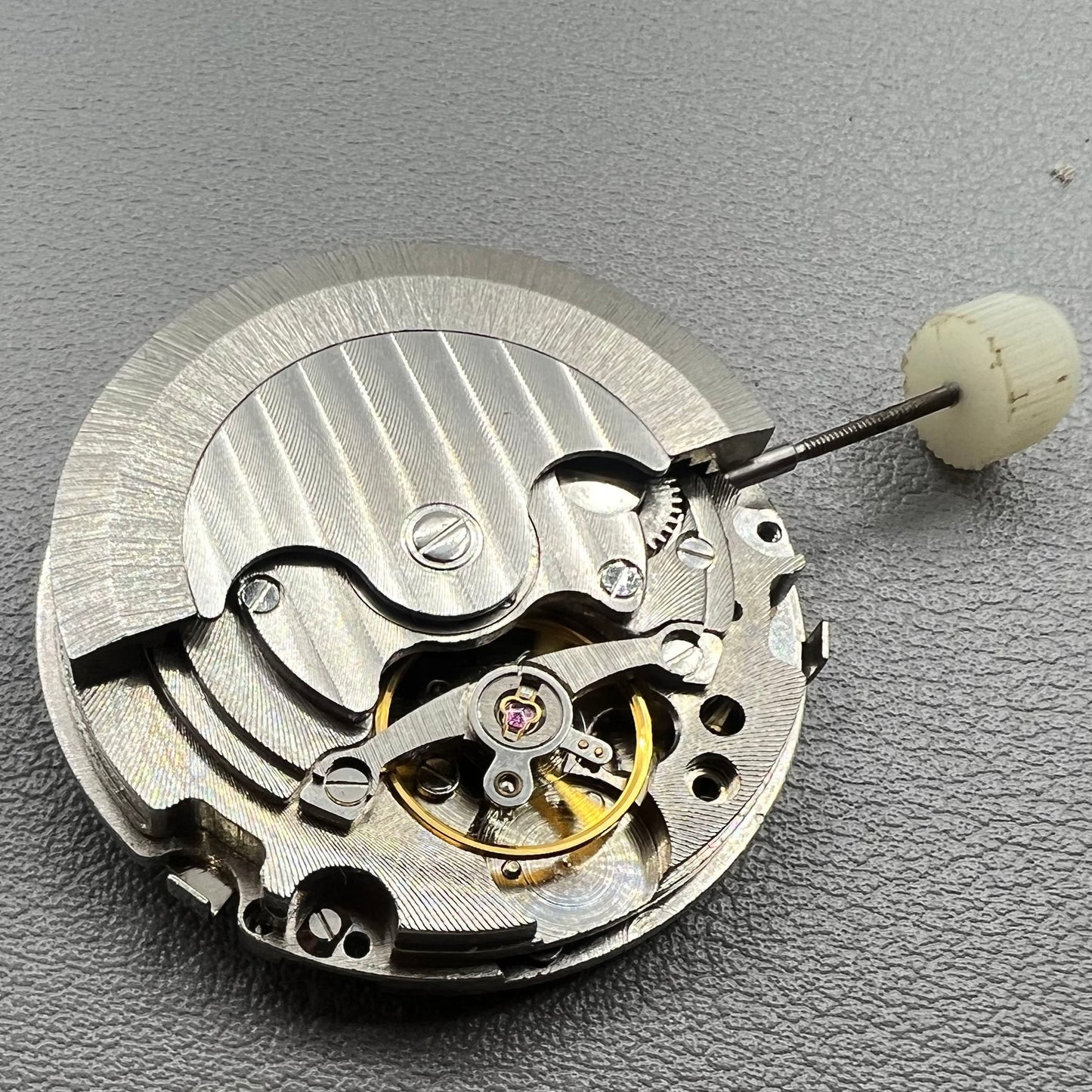 1. ?Multifunctional automatic mechanical watch showing moon phase?