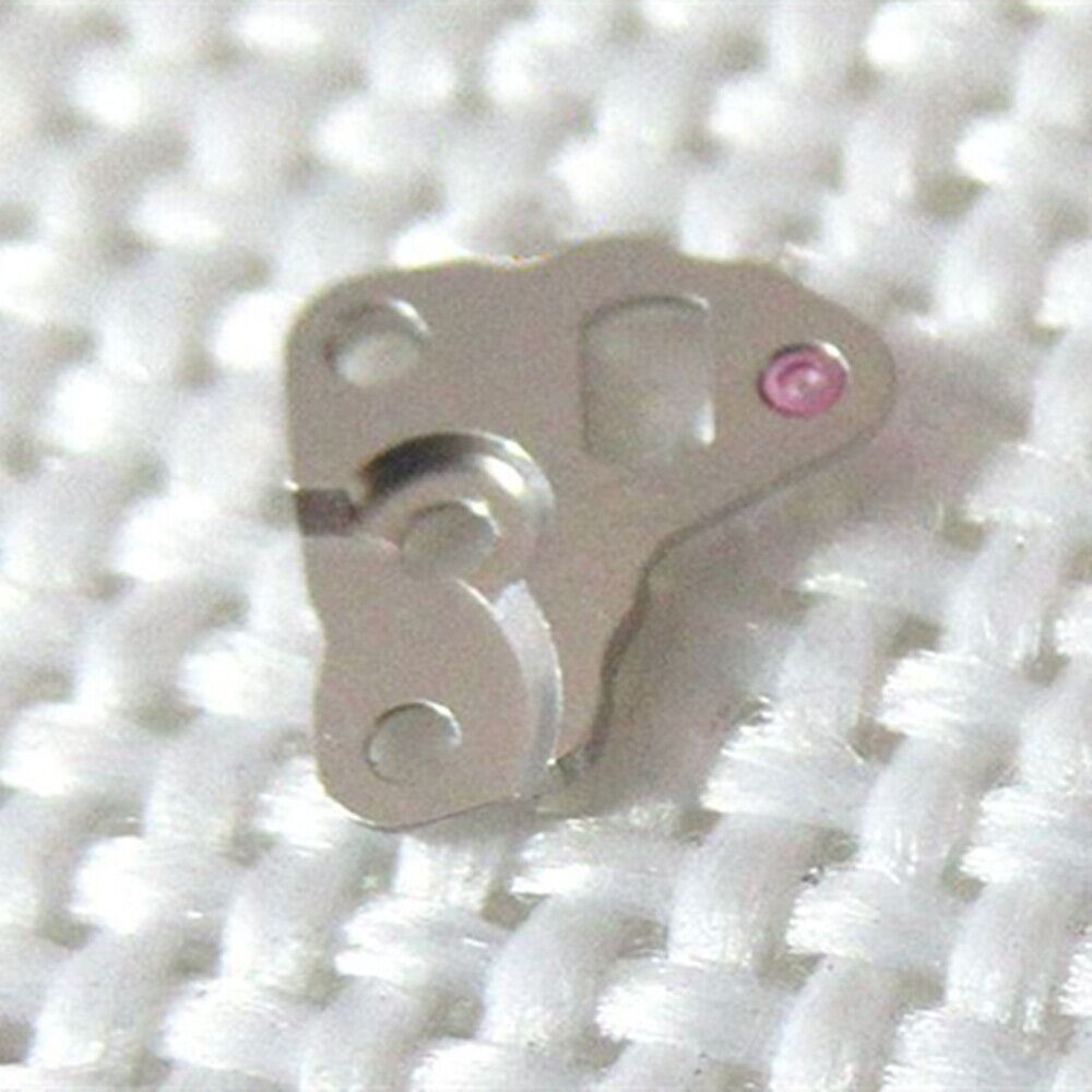 Silver spring wheel bridge splint by Generic Fit for Movement 8200, ideal for watch band repairs.