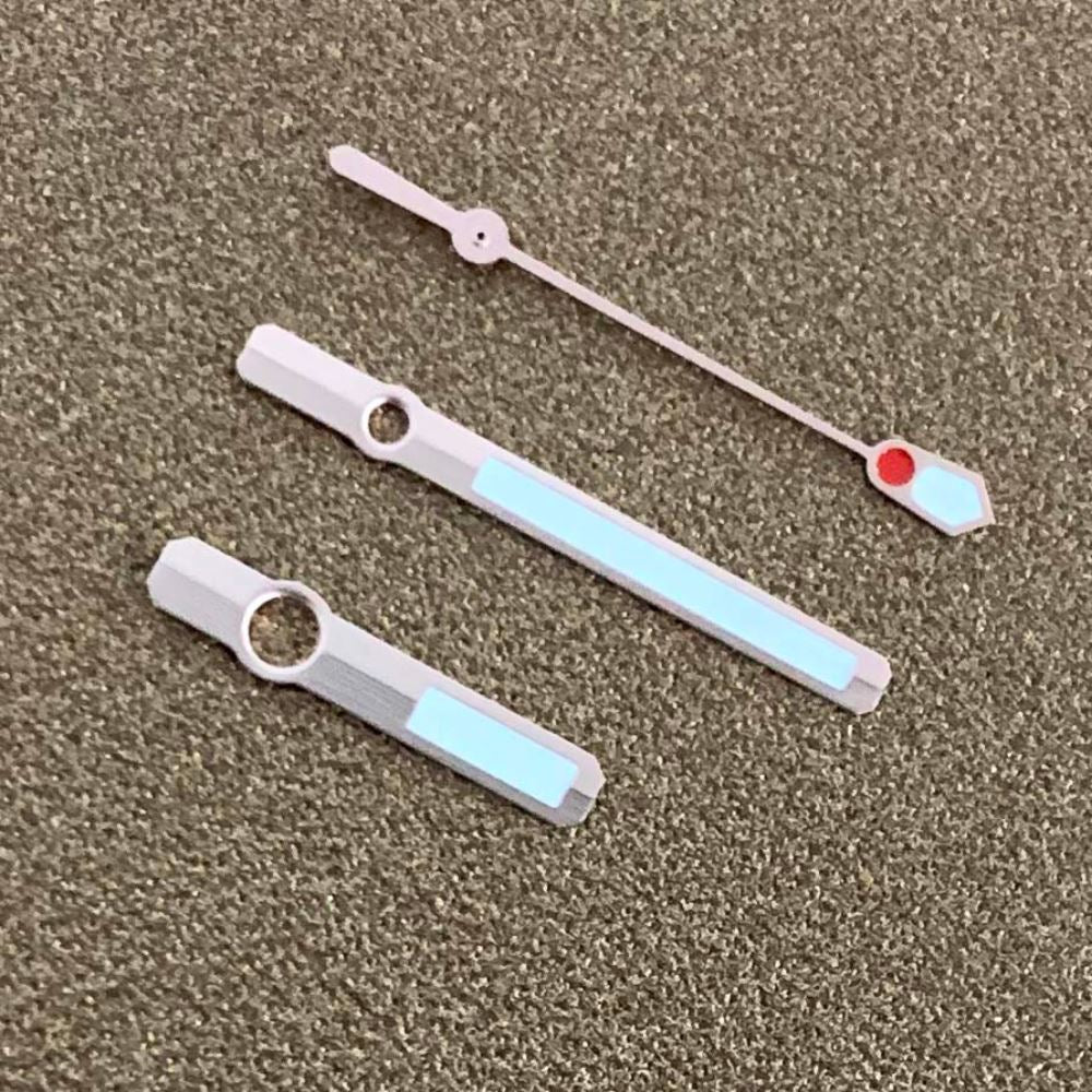 Green luminous watch hands set by B22 for NH35A/NH36A movement, enhancing visibility and style.