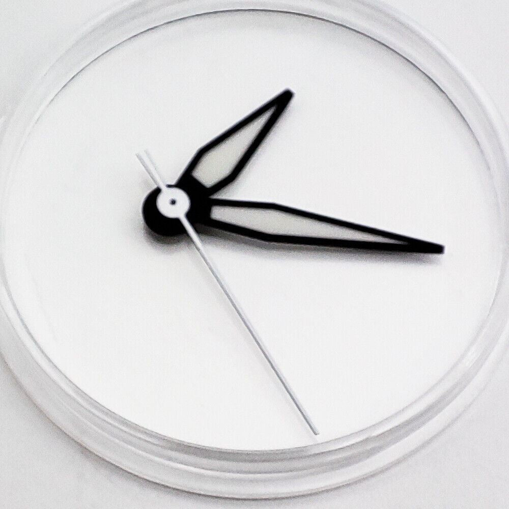 Pilot Green luminous watch hands for NH35A/NH36A/8215 movement, enhancing visibility and style.